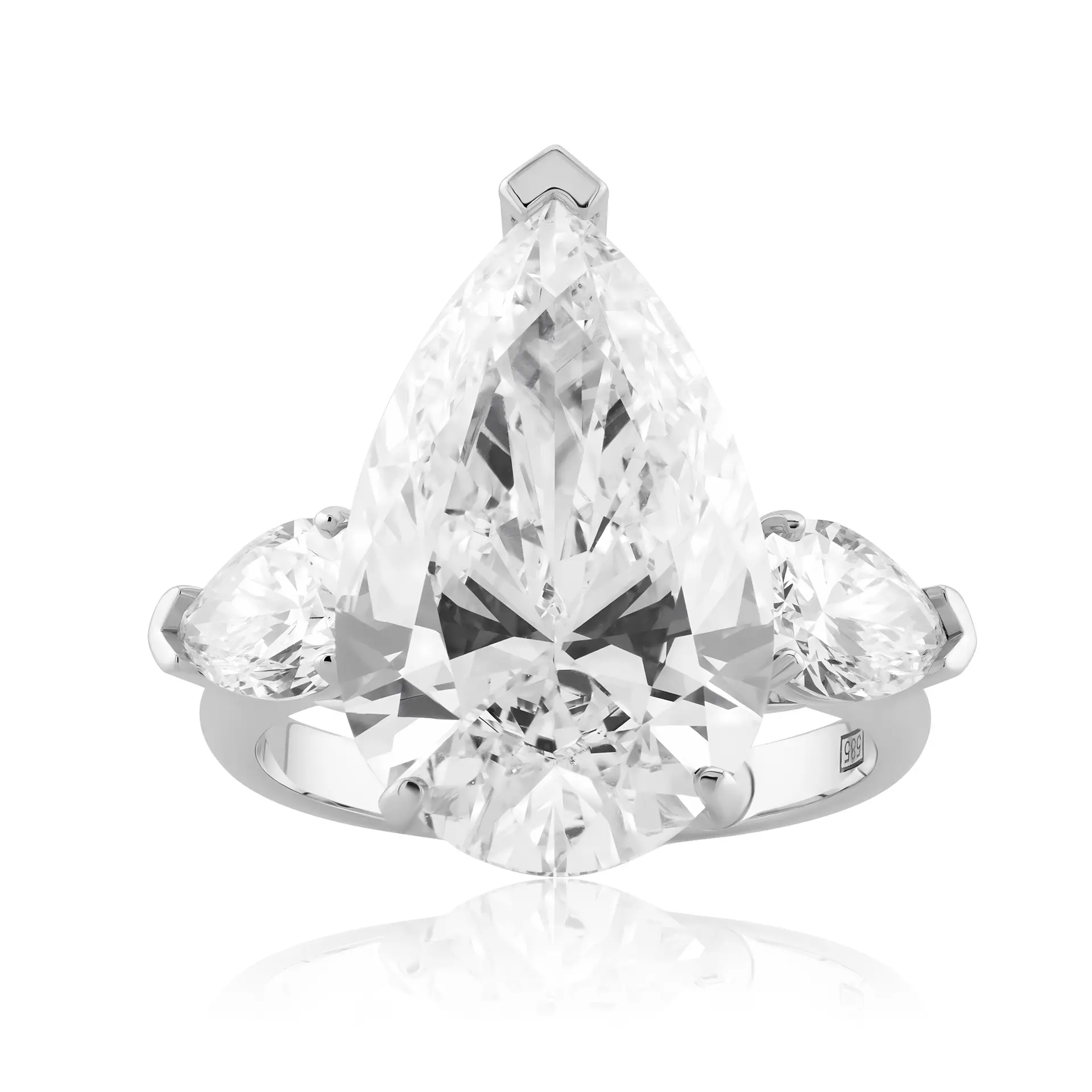 Pear Cut Diamond Ring
